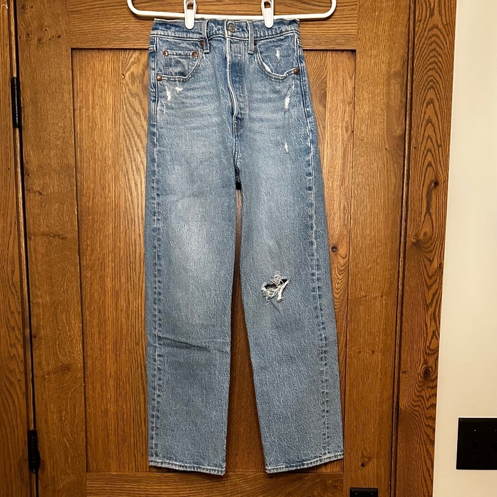 Levi's Denim Ribcage Straight Ankle-zipper fly